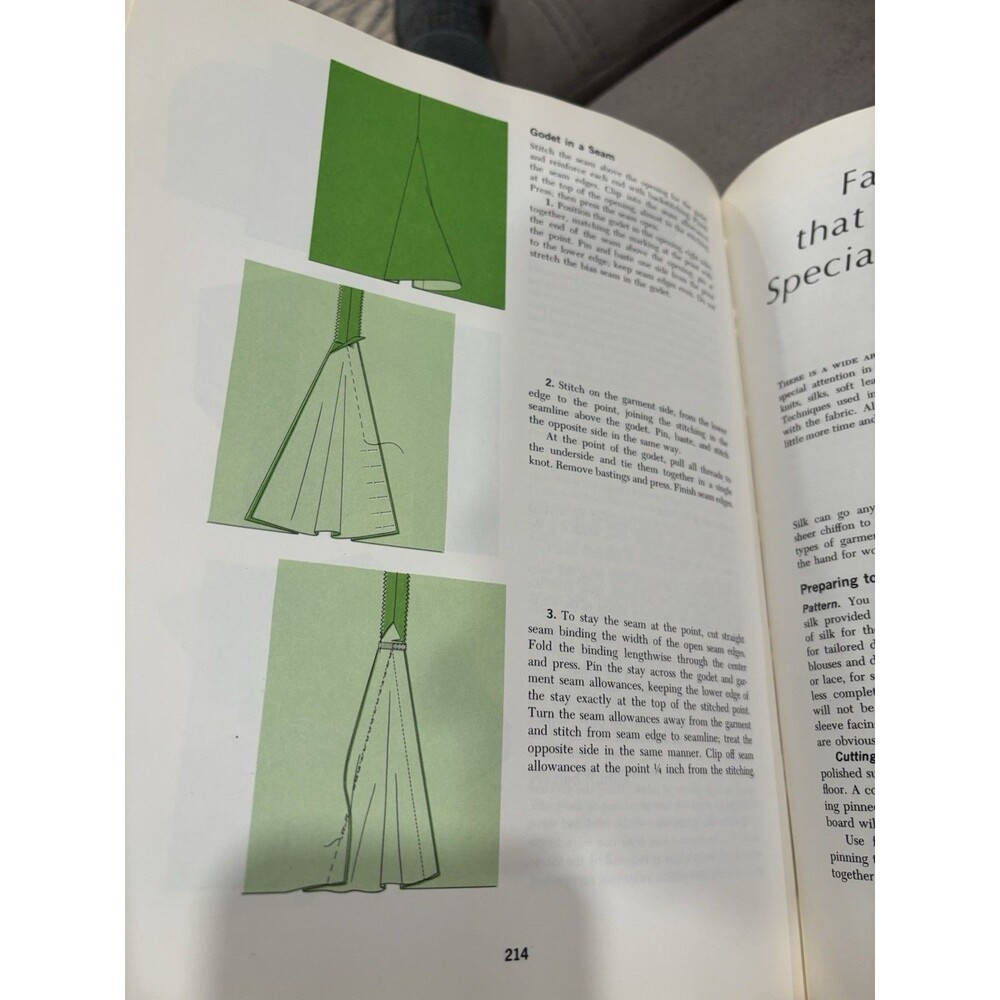 Vintage Singer Sewing Book HB Gladys Cunningham 1969 First Edition 8th Printing - Picture 14 of 14